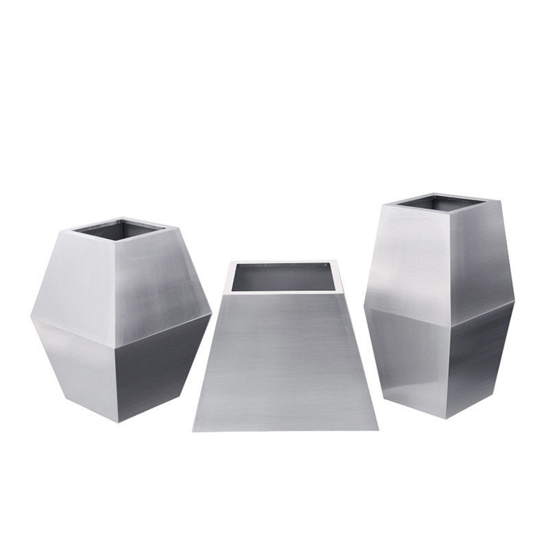 Special Shaped 0.8mm Stainless Steel Plant Pots Restaurant Library Decoration